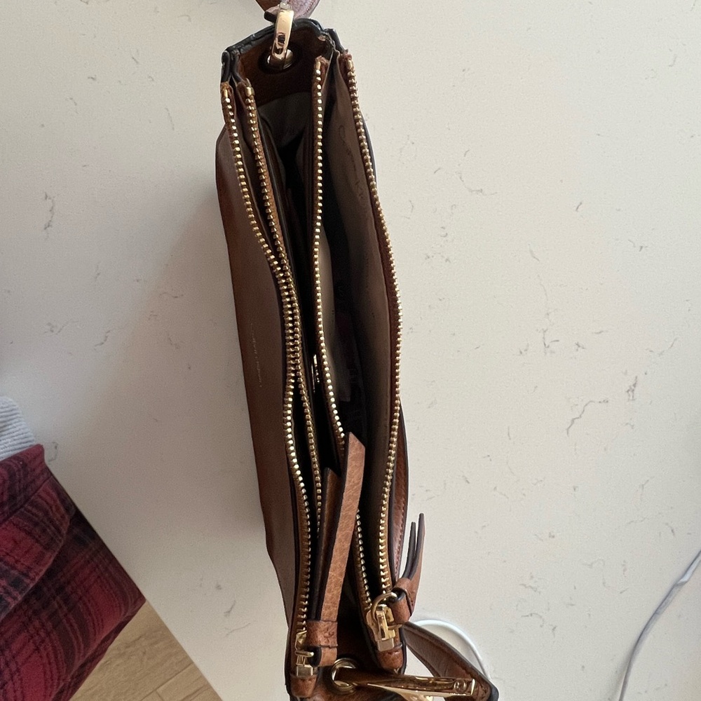 Elegant Brown Leather Women's Bag
